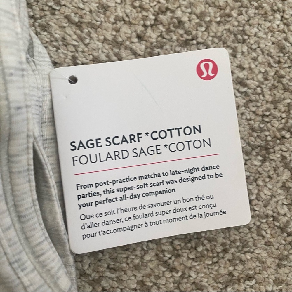Lululemon scarf - Picture 5 of 6